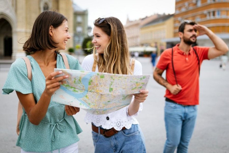 Comment gérer son budget lors d'un tour du monde ? 3 questions à se poser en 2025