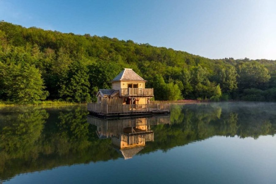 Choisir un hébergement insolite pour les vacances : nos conseils en 2025