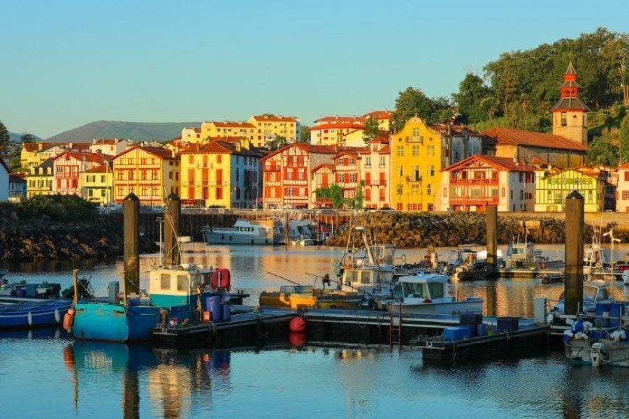 guide de voyage, Que faire à Saint-Jean-de-Luz ? Les 13 incontournables - © nonglak - Adobe Stock