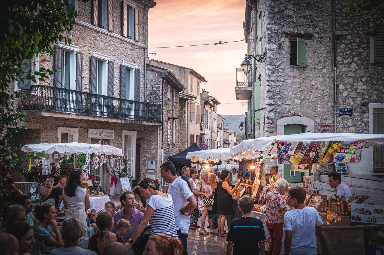 Découvrez la CollesurLoup avec les ApérosVisites tous les mercredis