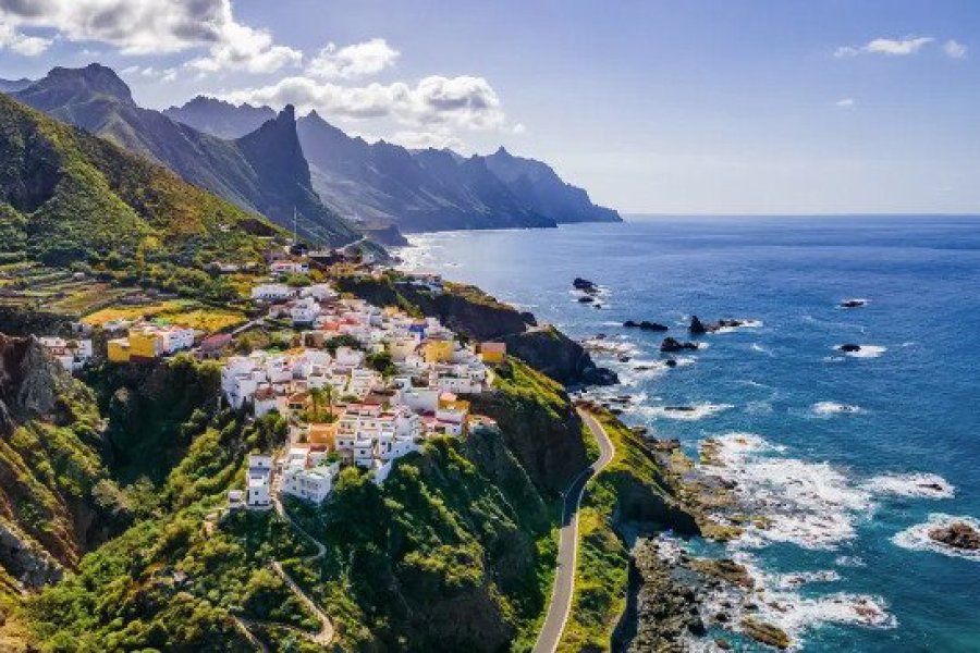 Après l'incendie de forêt, Tenerife reprend le cours de sa vie