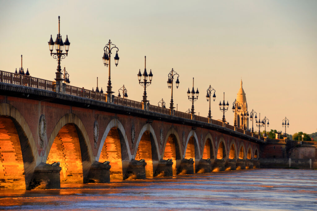 Le Pont de Pierre, Bordeaux