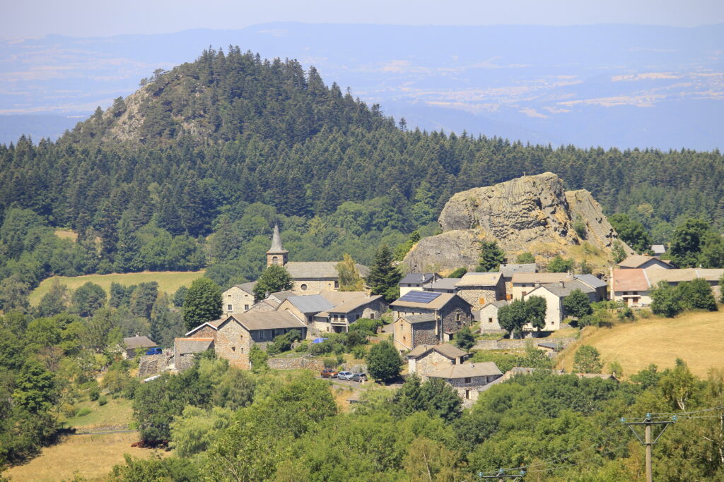 Village de Queyrières