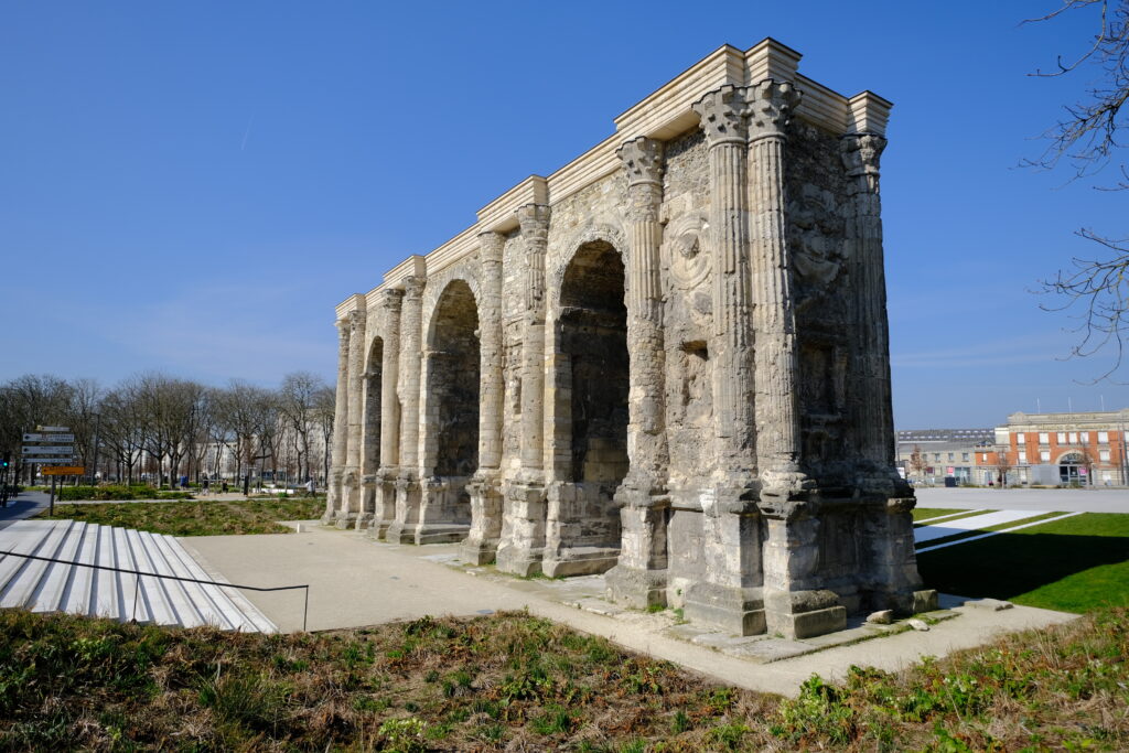 Porte de Mars, un incontournable de Reims