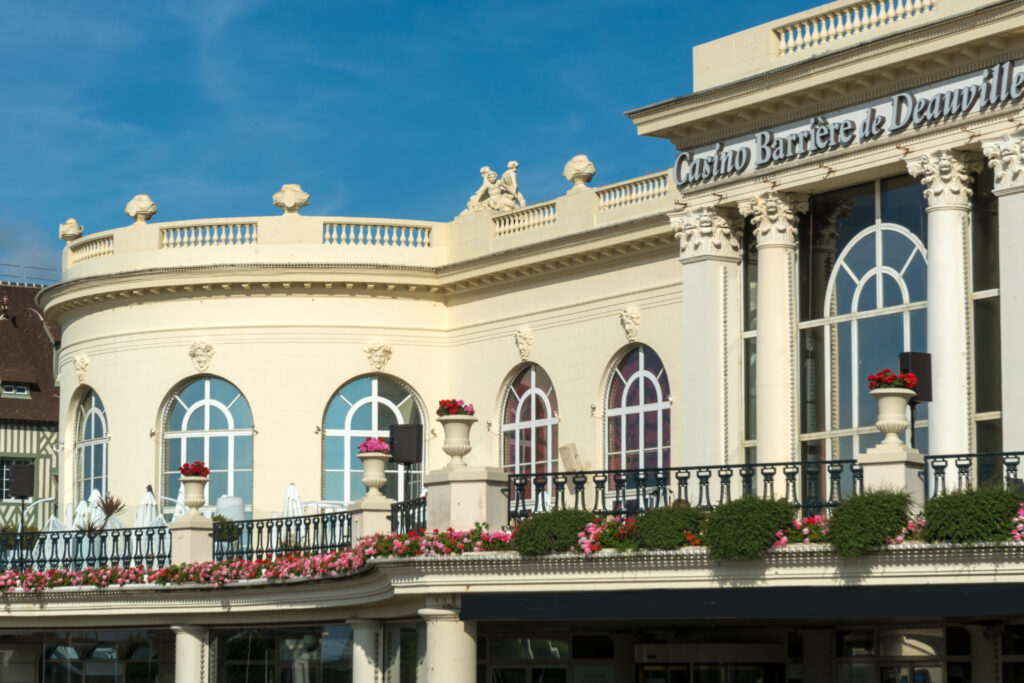 La PlageLe Casino Barrière de Deauville