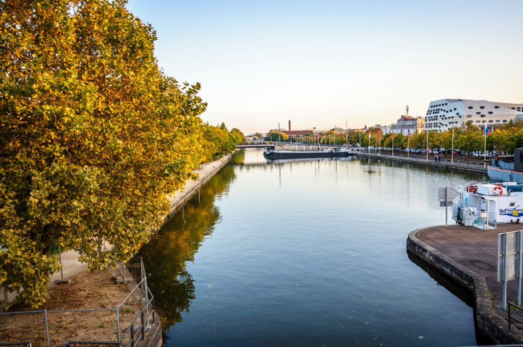 Canal et port de Nancy