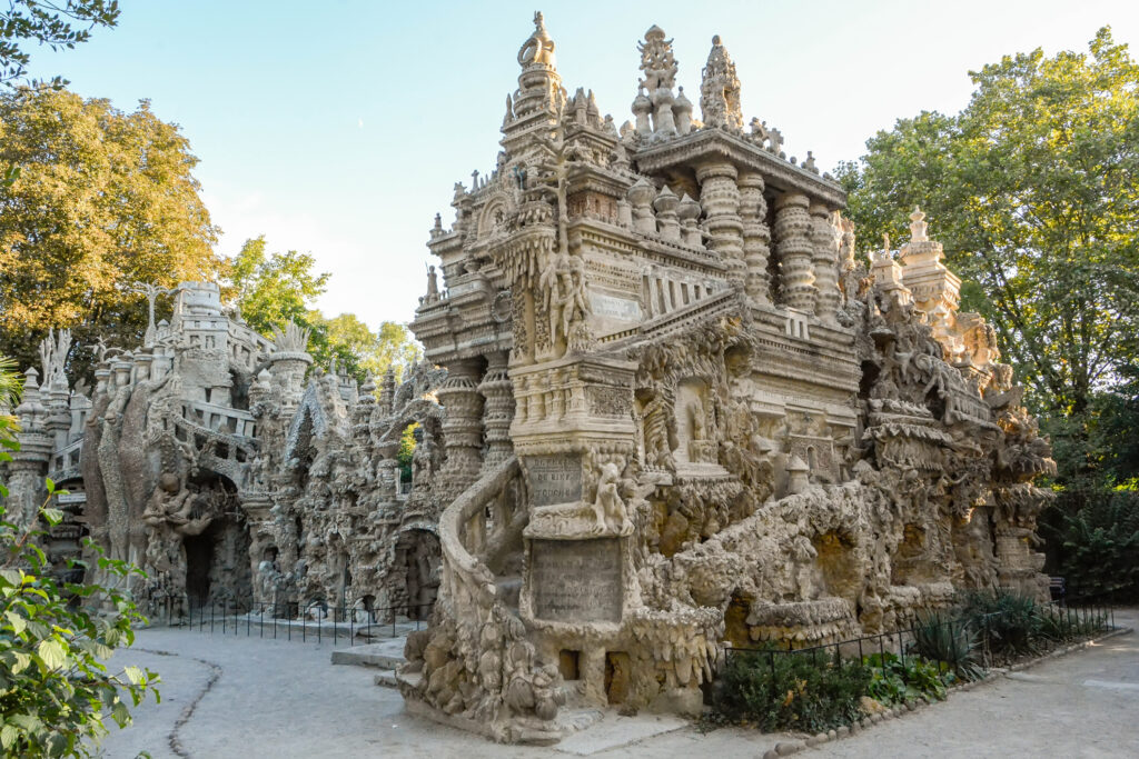 Le Palais Idéal du Facteur Cheval, un des 15 lieux insolite en France