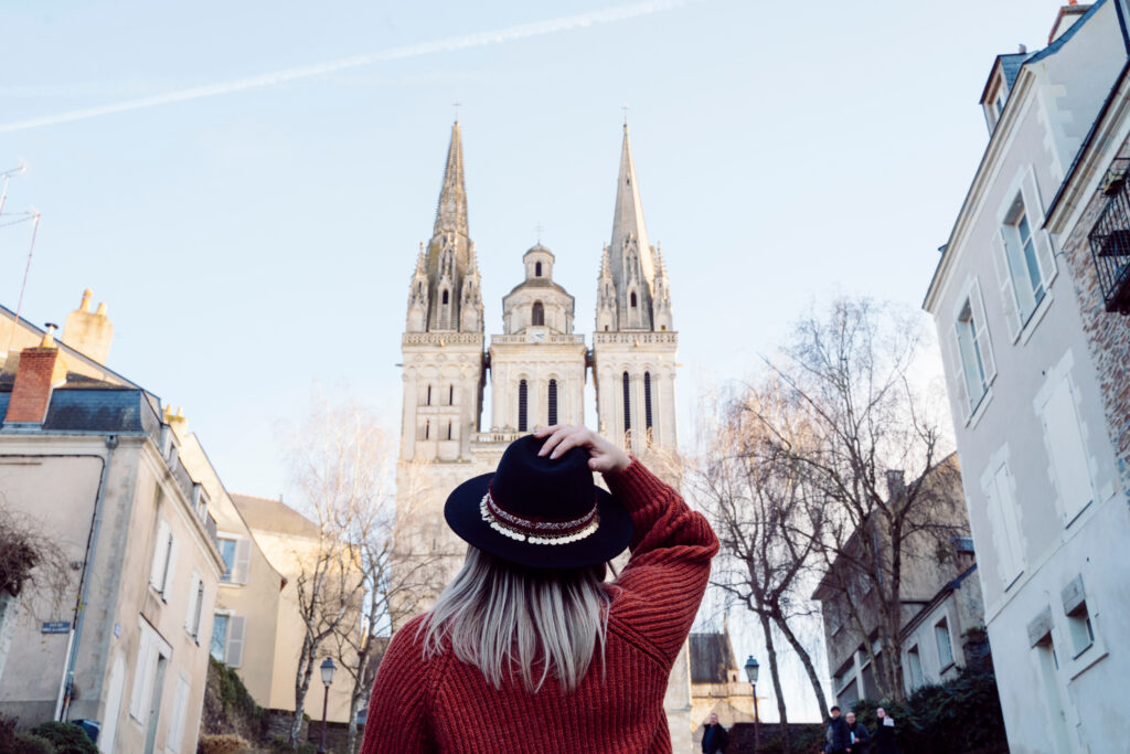 Jeune femme à Angers