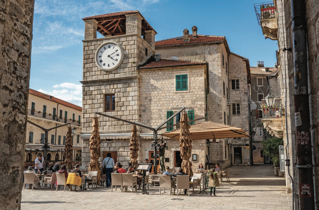 Place à Kotor au Monténégro.