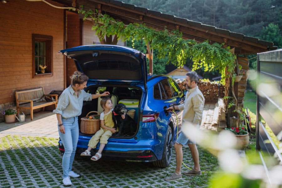 Viaje por carretera: 3 ventajas de los viajes híbridos