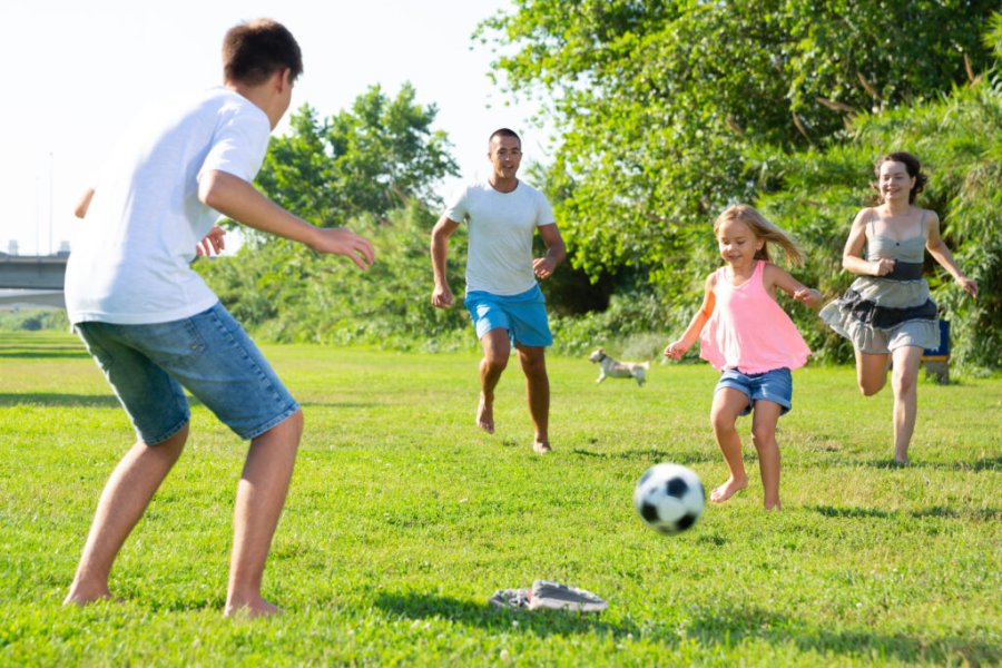 Comment occuper ses enfants en voyage ? 3 conseils pratiques en 2025