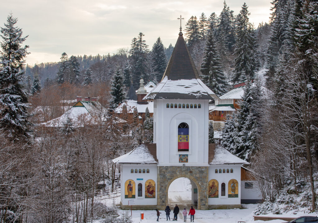 Entrée du monastère de Sihla