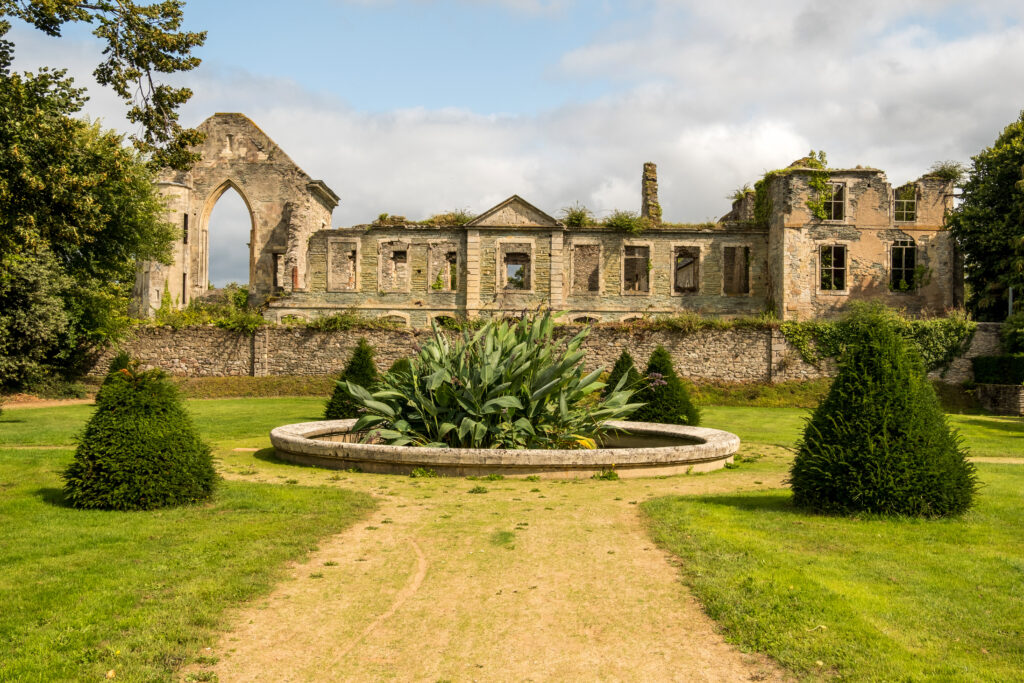 Ruines de l'abbaye Notre-Dame du Voeu 