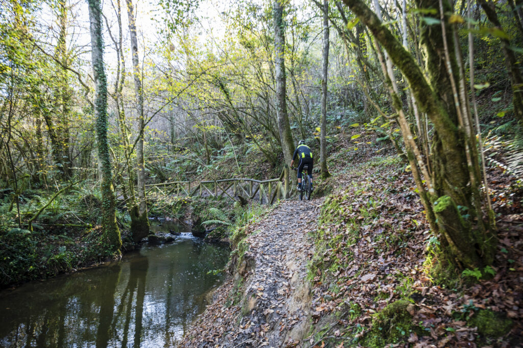 Le sentier La Llorea / La Ñora