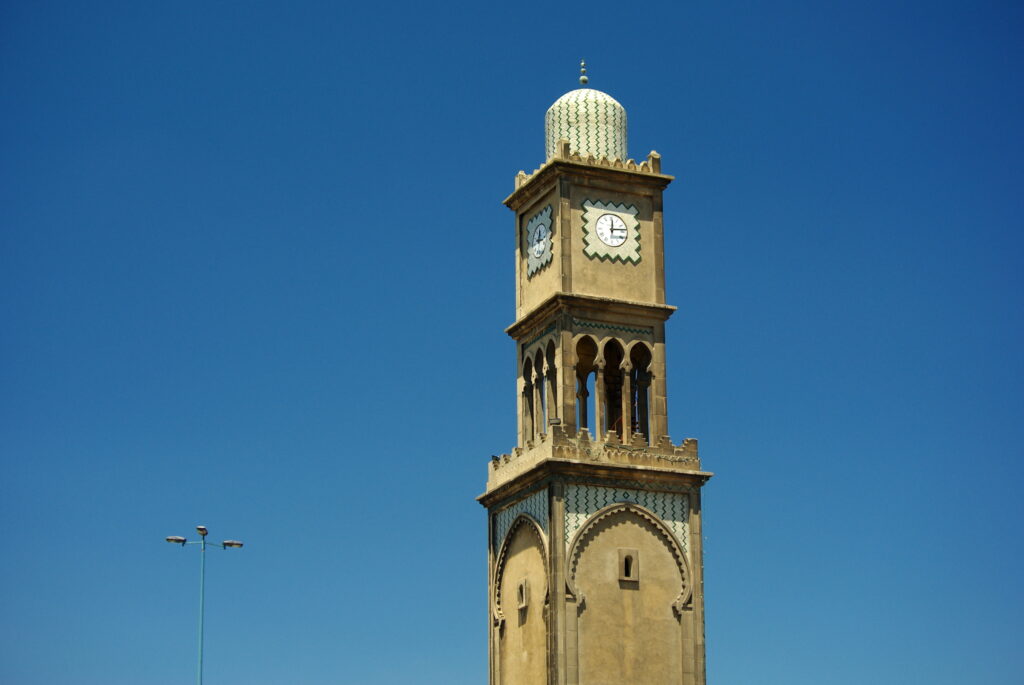 Horloge à l'entrée de la médina de Casablanca