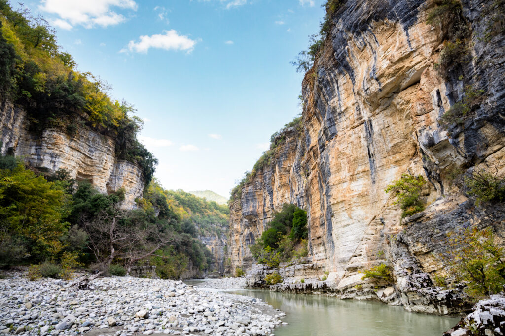 Albanie, Osum