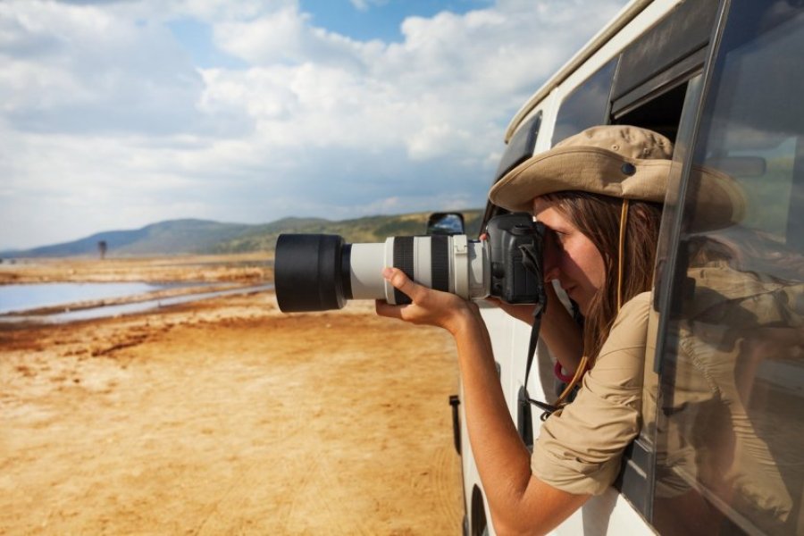 10 jobs to travel while working!