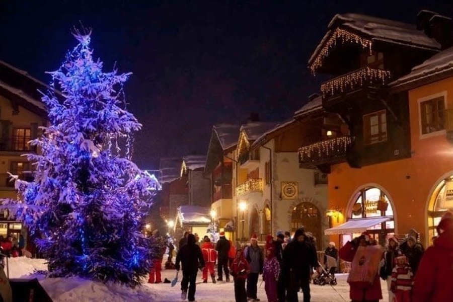 Die 10 französischen Skiorte, in denen man Weihnachten verbringen kann! Die 5. wird Sie üb