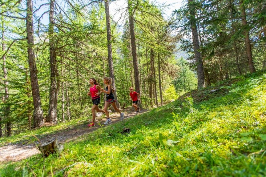 5 reasons to start trail running in Vars this summer!