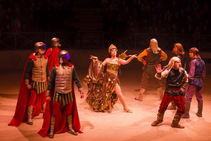 Spectacle dans les Arènes