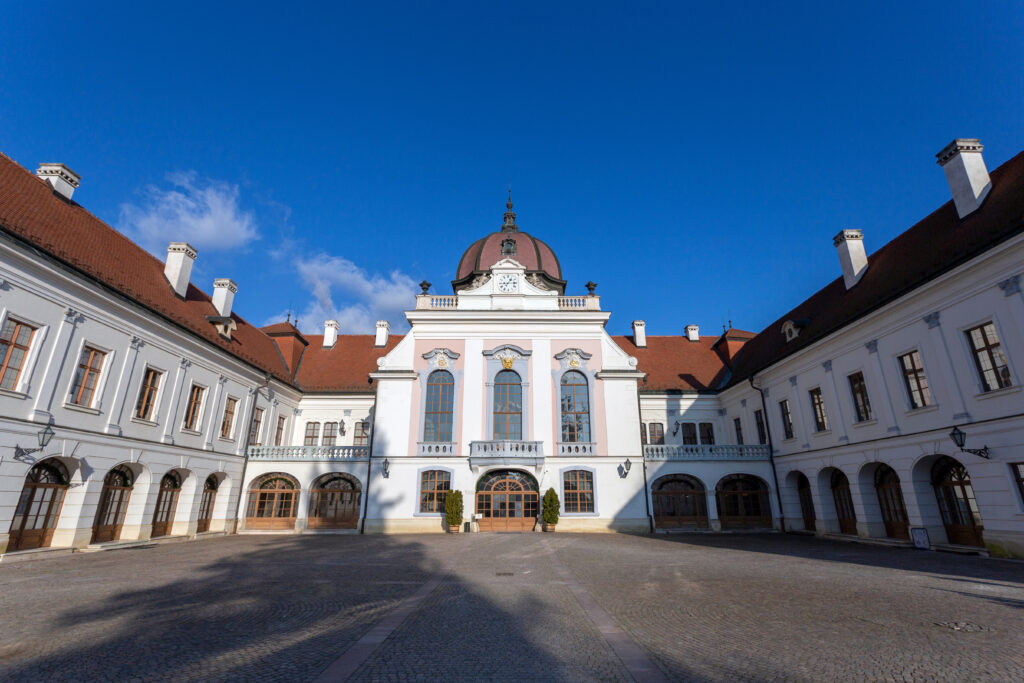  Le château de Gödöllo