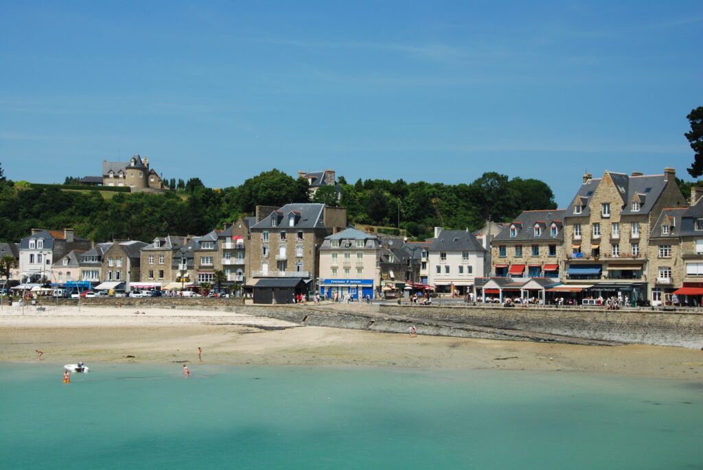 Le port de la Houle à Cancale