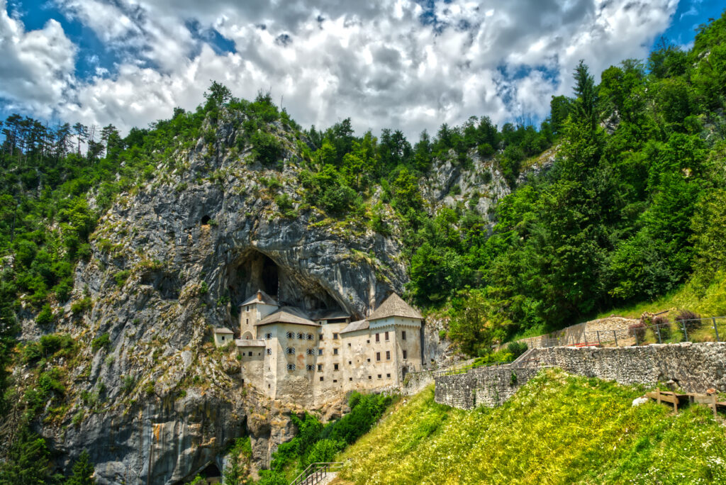 Le château de Predjama