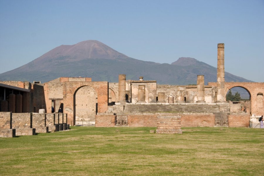 How to visit Mount Vesuvius Our tips for climbing