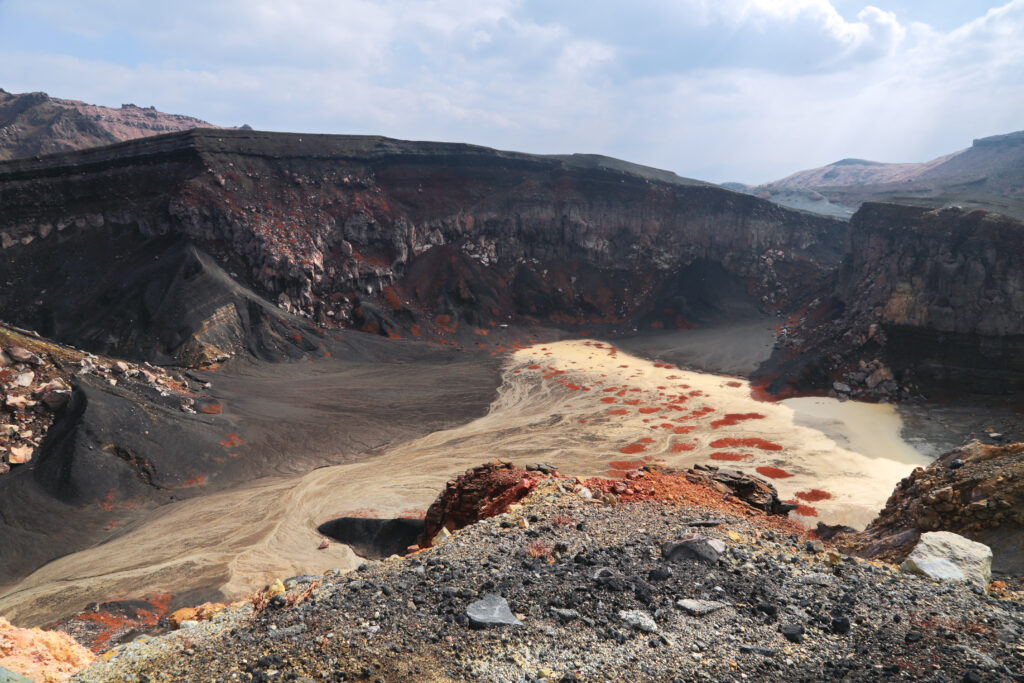 Le mont Aso, le plus grand volcan actif du Japon 