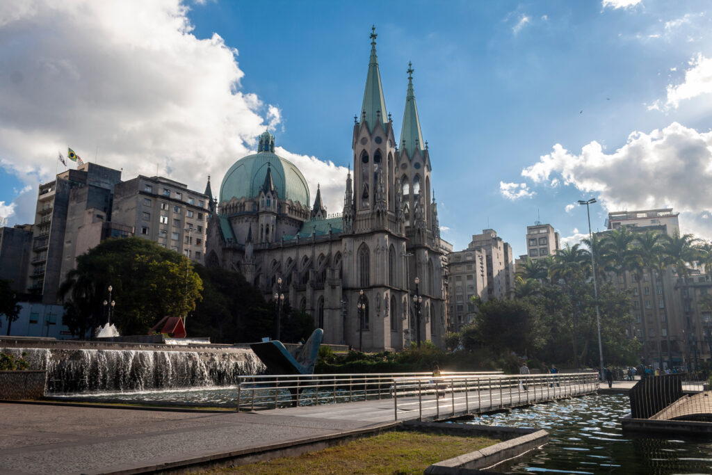  La cathédrale de Sé à Sao Paulo