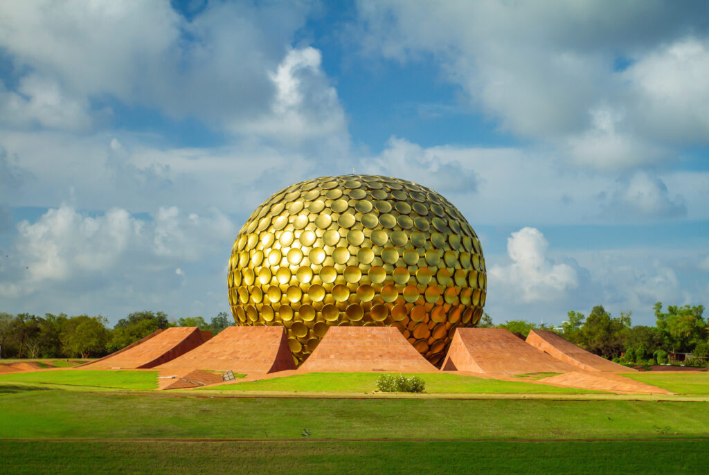 Le temple d'or à Auroville  