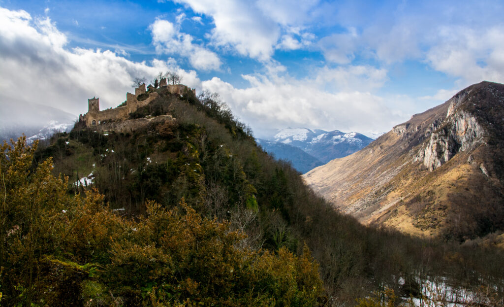 Vue sur le Château de Lordat