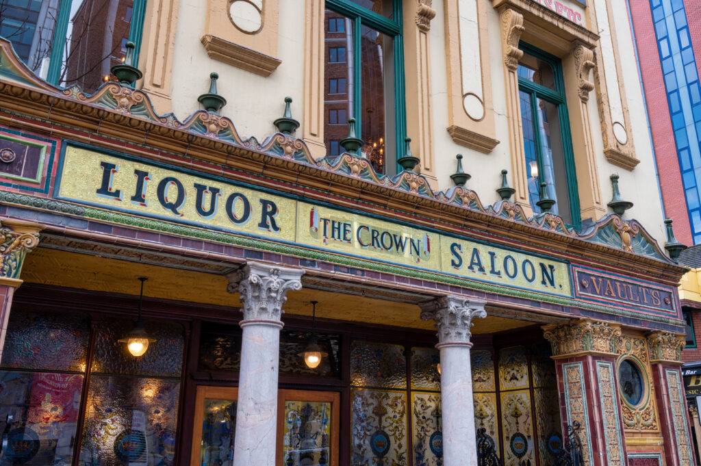 Crown Liquor Saloon, un des pubs incontournables de Belfast