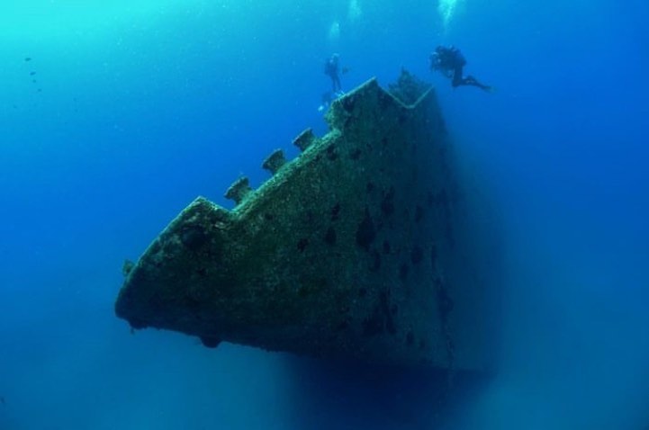 Epave sous-marine 