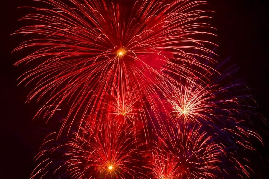 Wohin soll man reisen, um das schönste Feuerwerk am 14. Juli zu sehen?