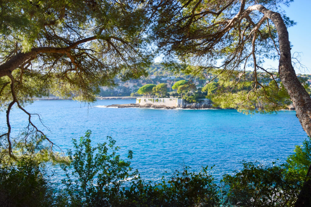 Vue sur la baie de Saint-Jean-Cap-Ferrat 