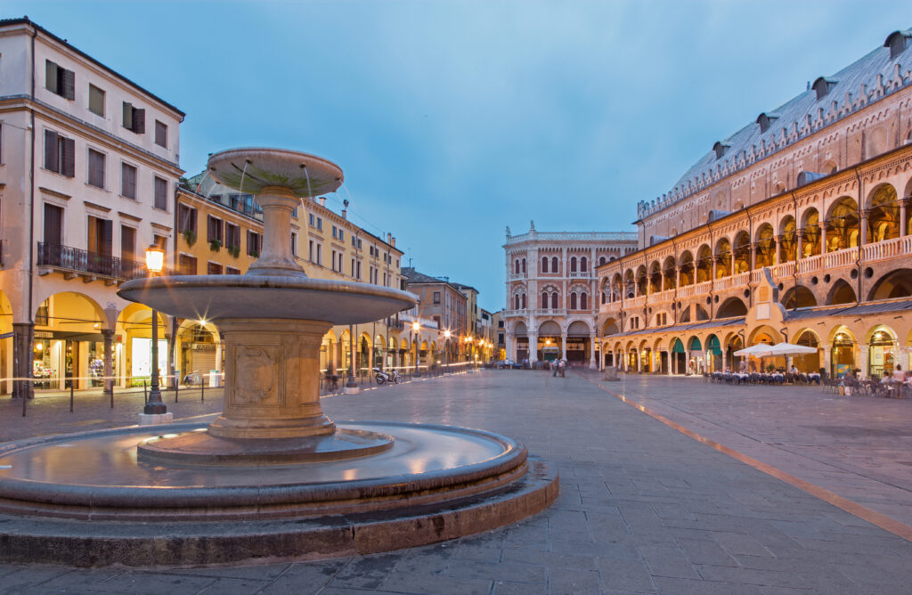  La Piazza delle Erbe, la douceur à l’italienne