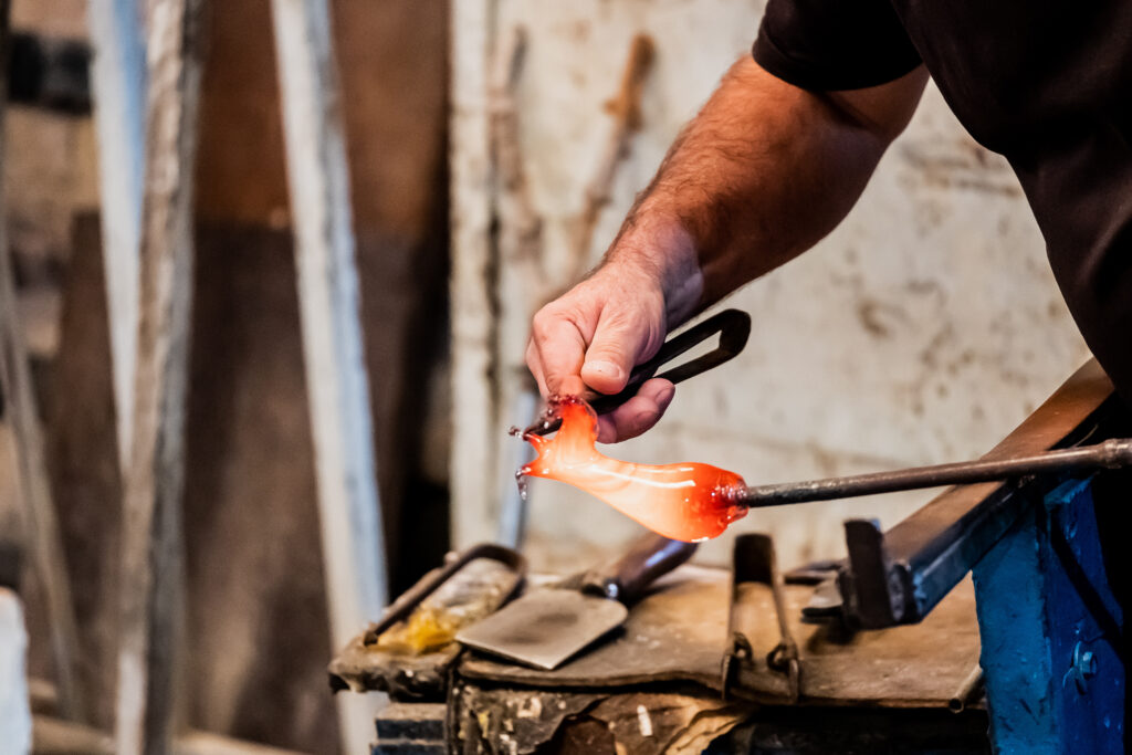 Artisan souffleur de verre