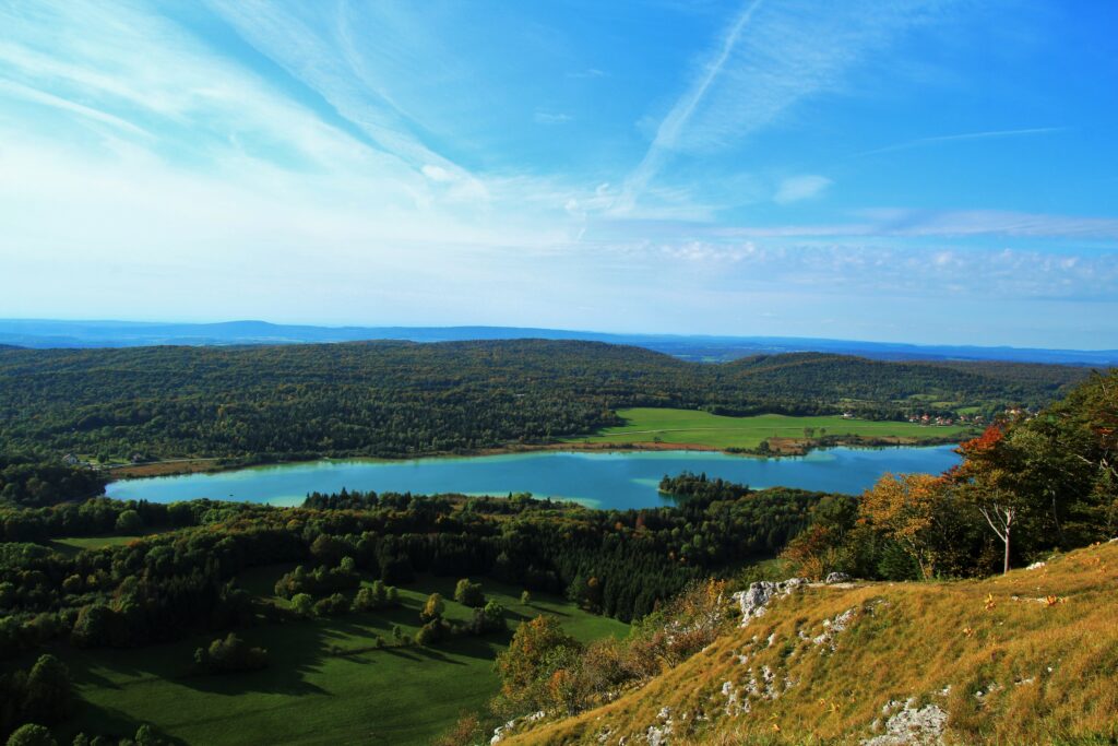 Lac d'Ilay depuis le pic de l'aigle