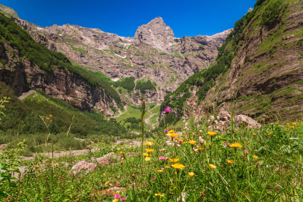 Cirque du fer à cheval, vallée du Giffre, haute Savoie