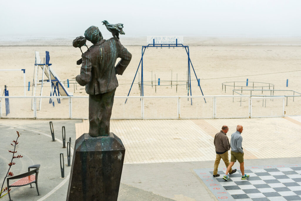 La statue d’Alfred Hitchcock
