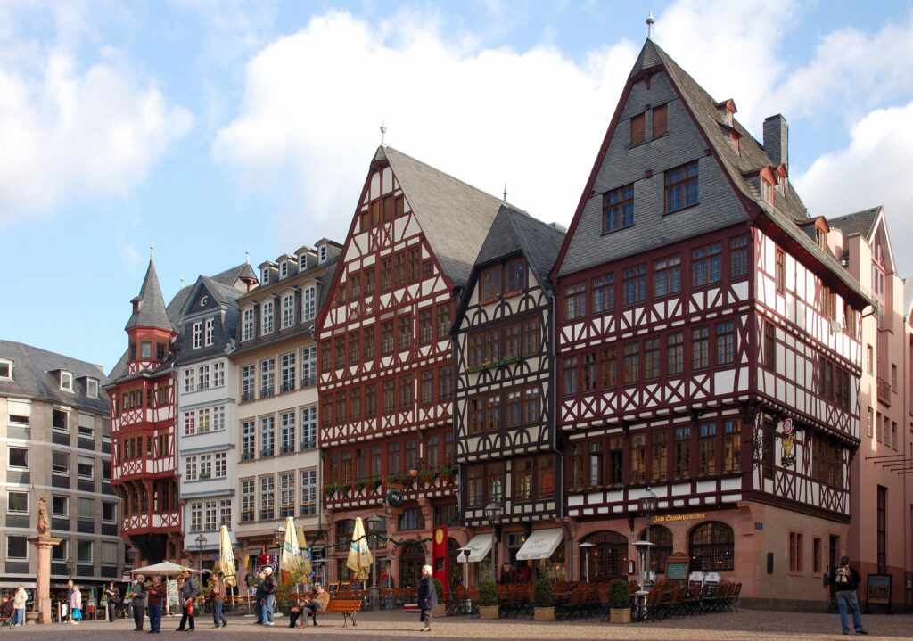 Que faire à Francfort ?
Visiter le cœur historique : le Römerberg