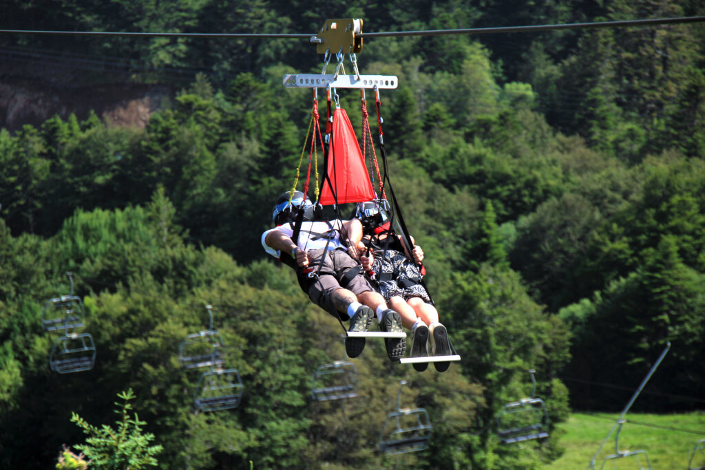 Tyrolienne en duo à Super-Besse