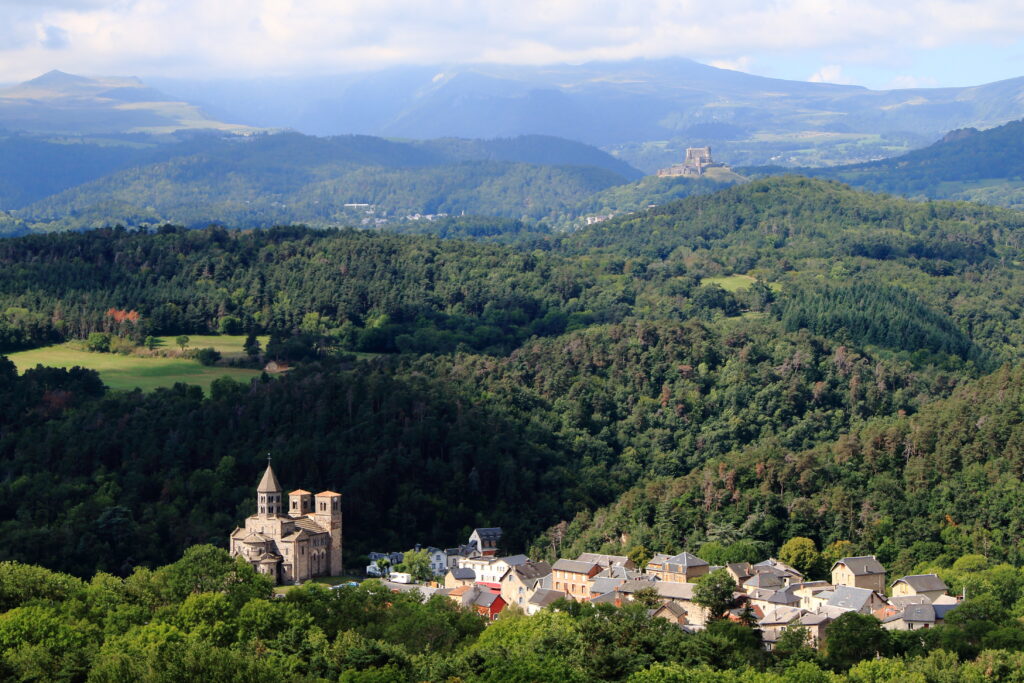 Vue sur le village de Saint-Nectaire 