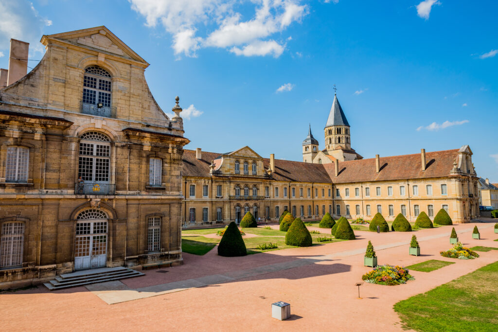 Abbaye de Cluny et jardins