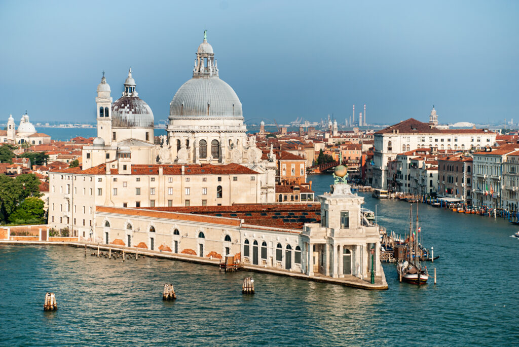 Punta della dogana, Venise