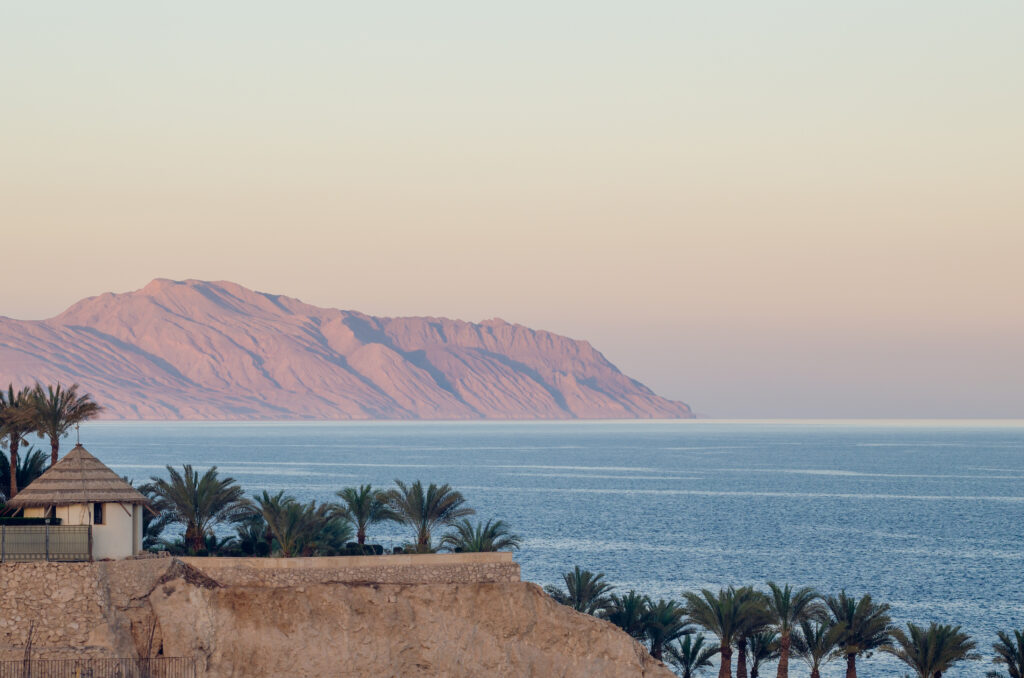 Île de Tiran au coucher du soleil