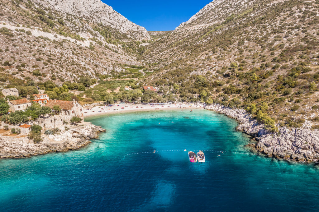 Baie de Dubovica au sud de Hvar