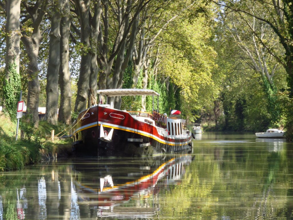 Péniche sur le Canal du Midi