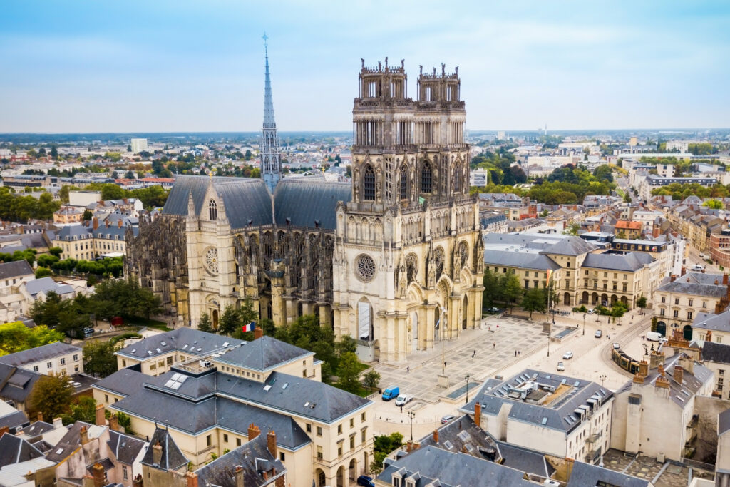 La cathédrale Sainte-Croix d'Orléans, une des plus belles cathédrales à visiter en France